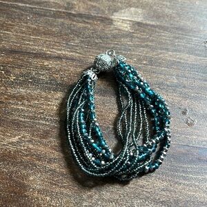 Premier Designs magnetic clasp bracelet